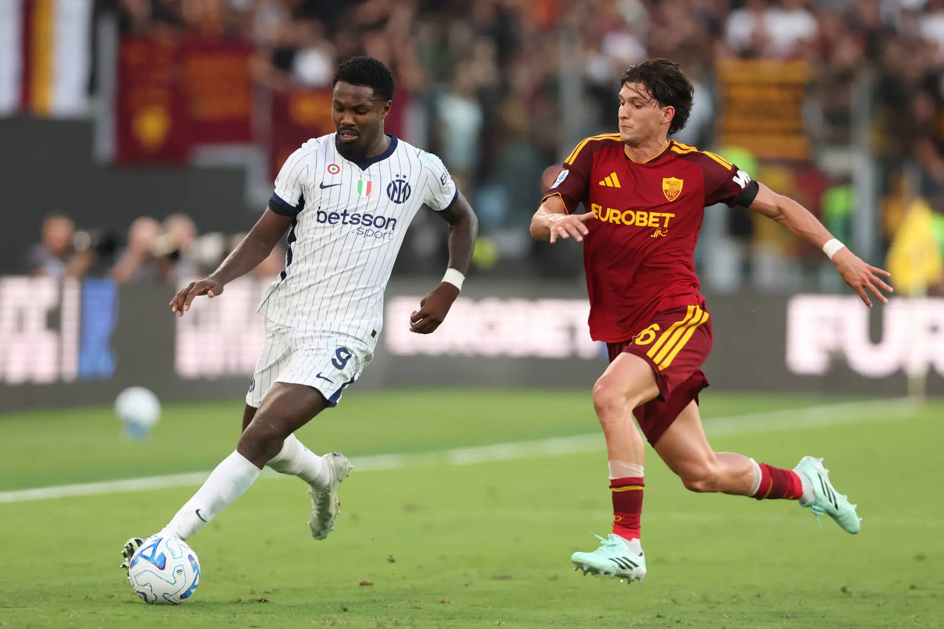 Balerdi donné par l’OM, la Roma hallucine