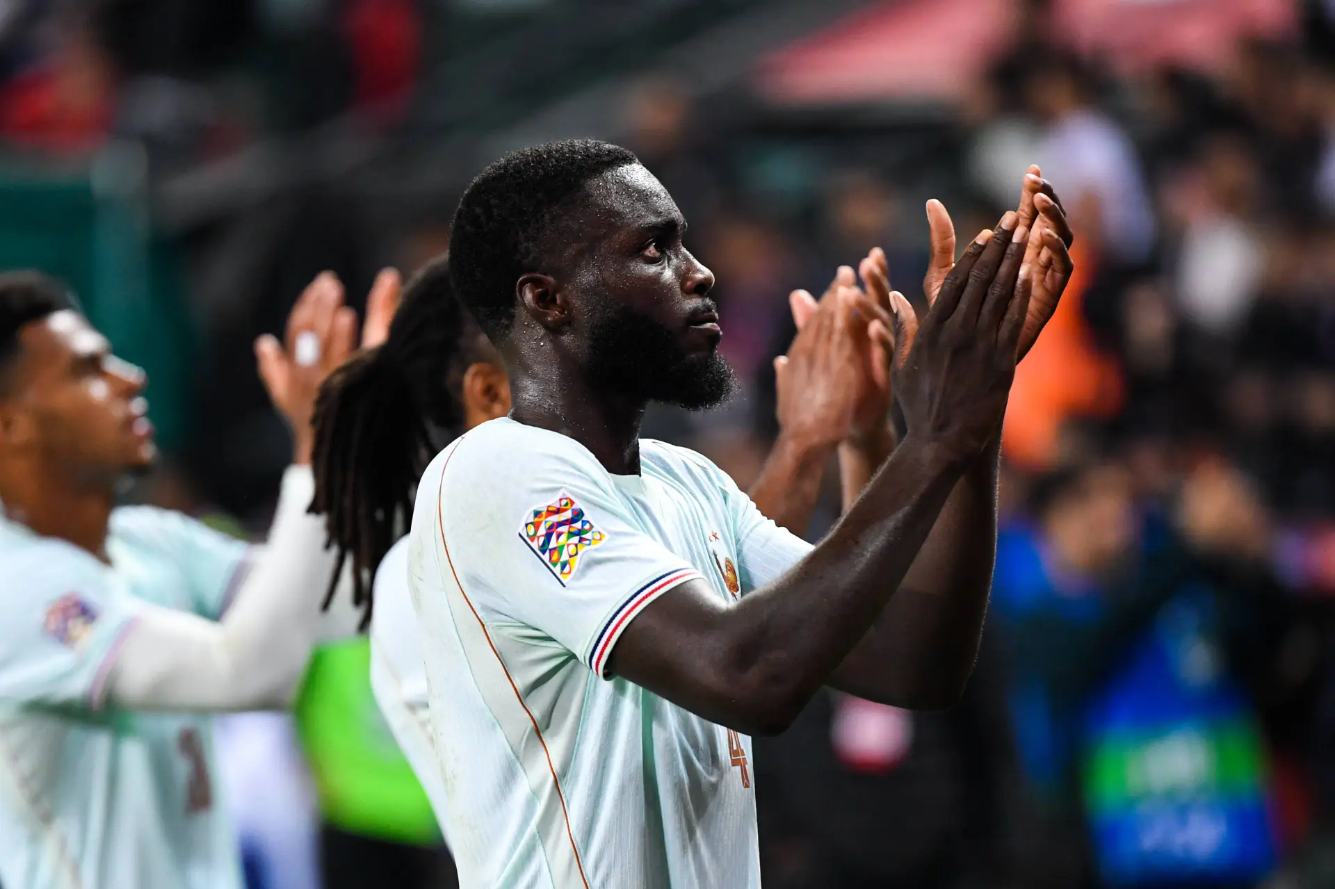 EdF : Upamecano capitaine, Mbappé peut trembler