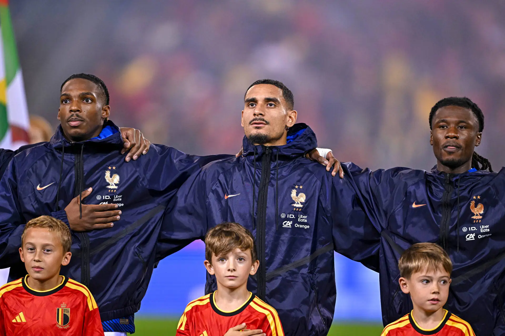 Italie et Belgique, les supporters de la France mettent la pression