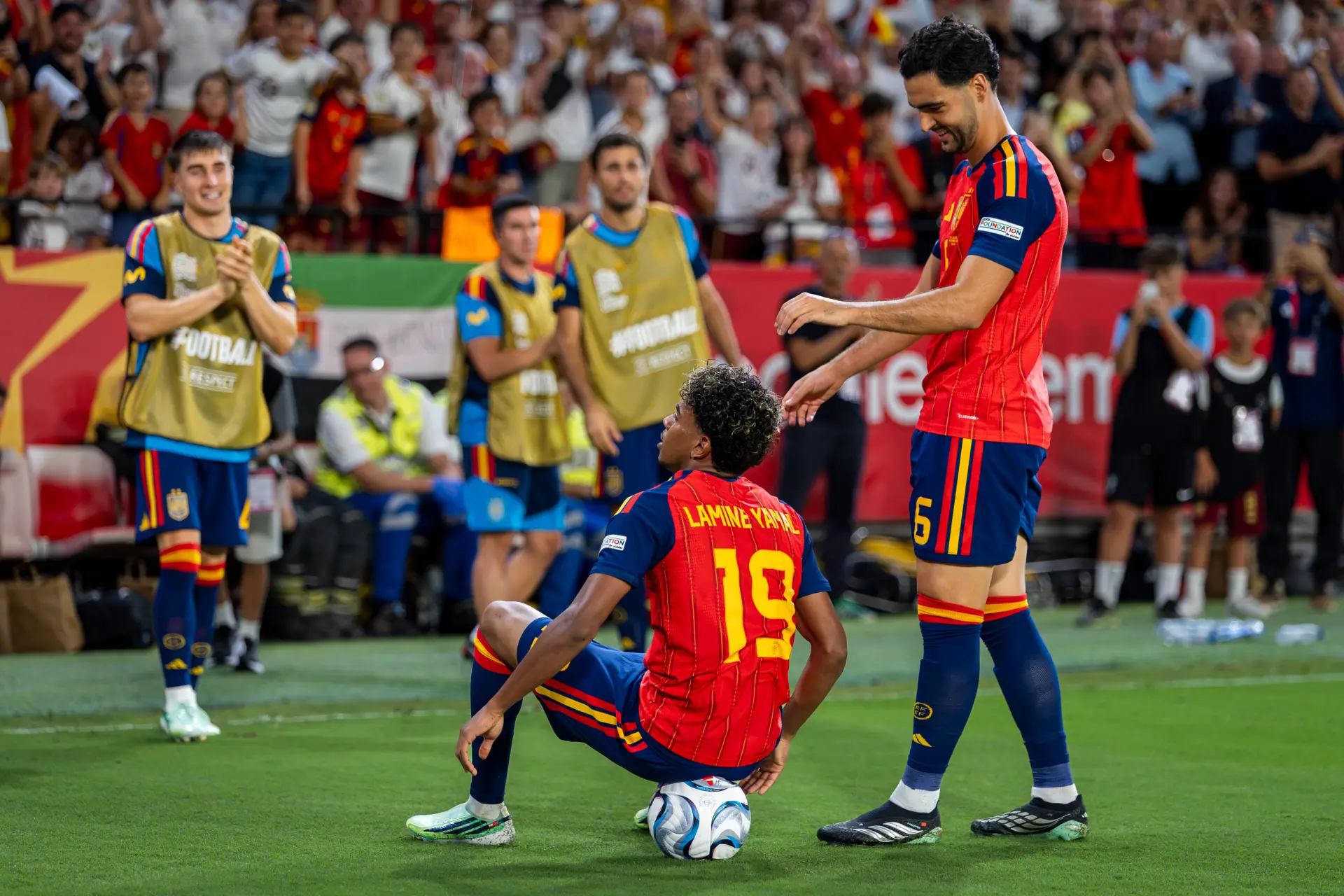 ICONSPORT_375442_0049