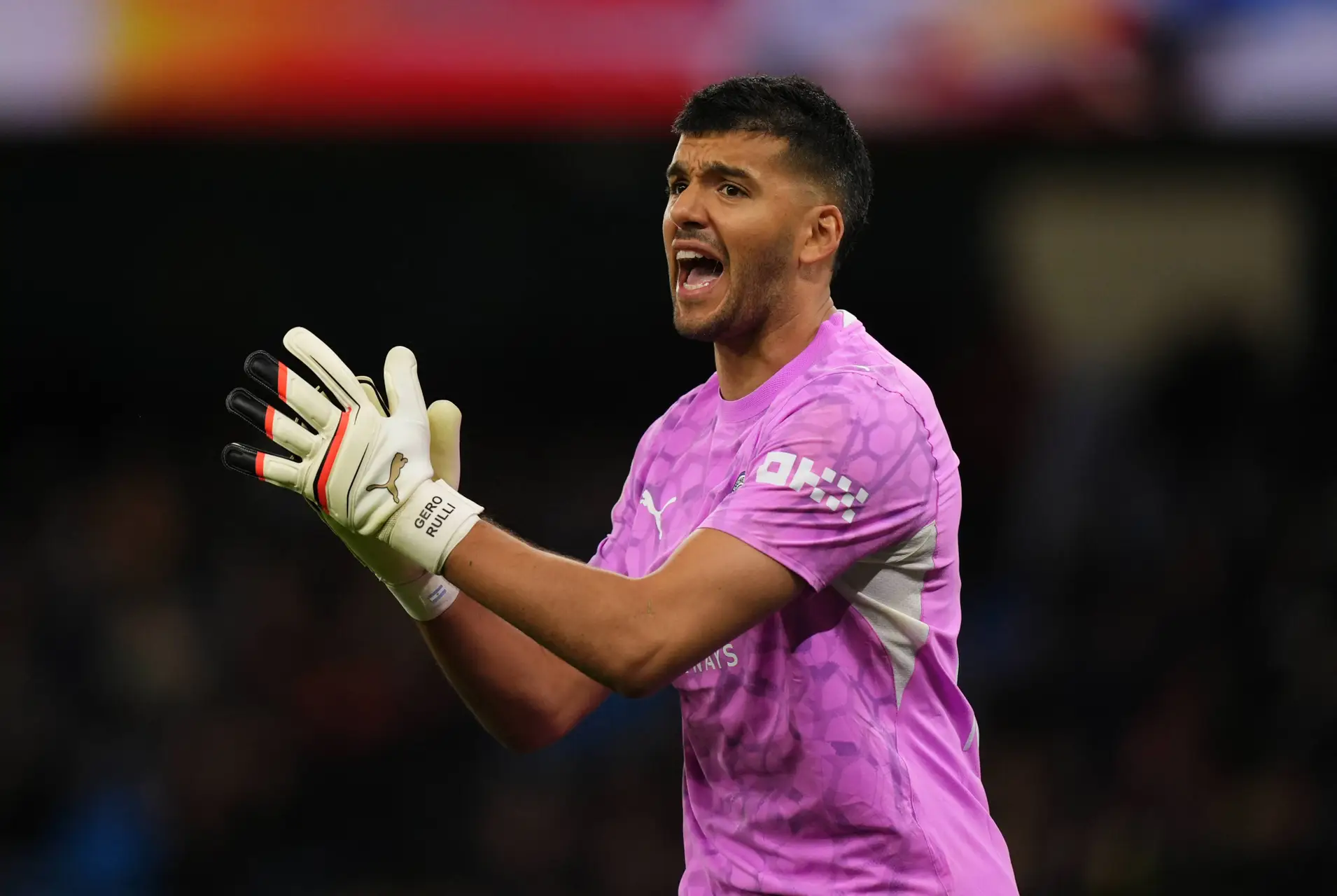 Rulli qualifie Manchester City