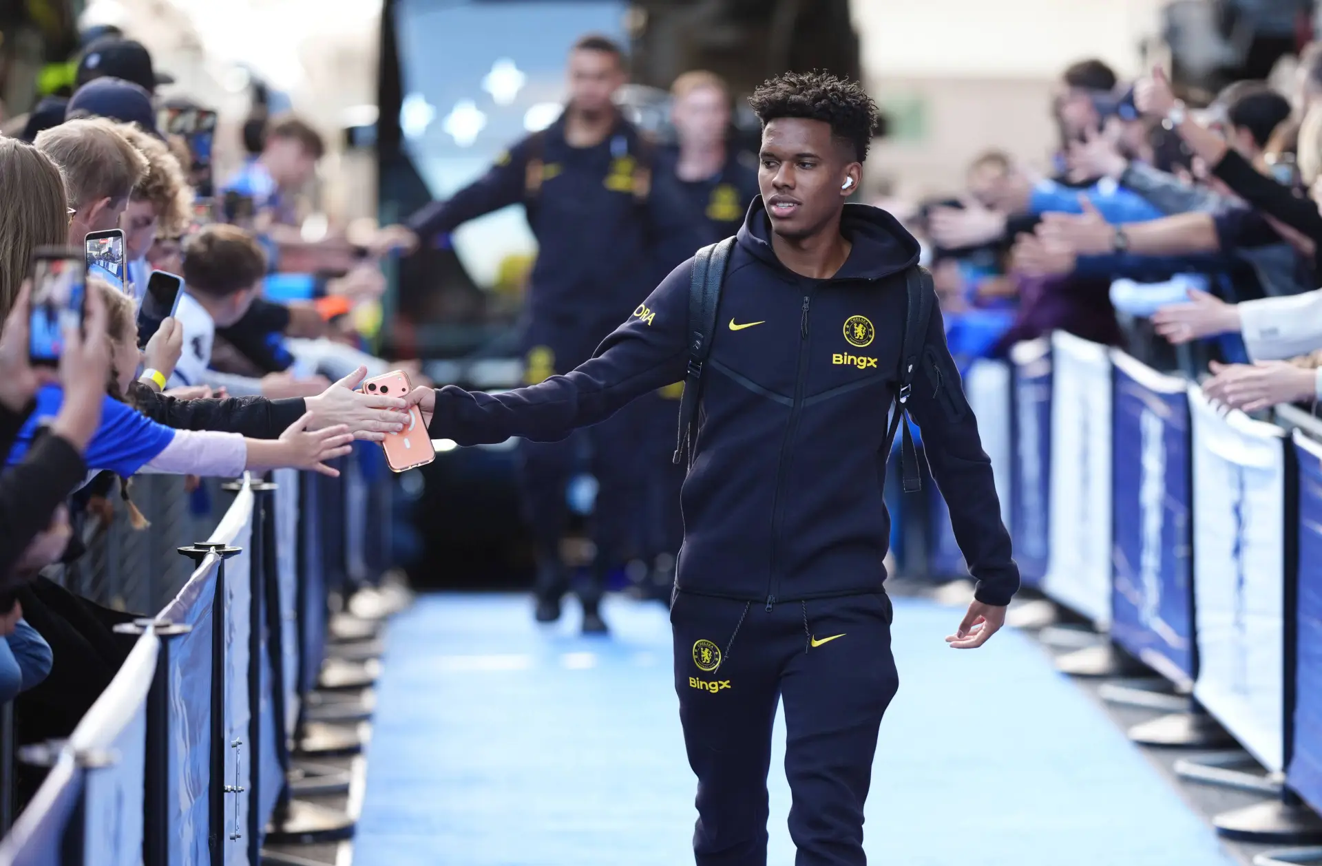Estevao offert au PSG pour remplacer Kvara