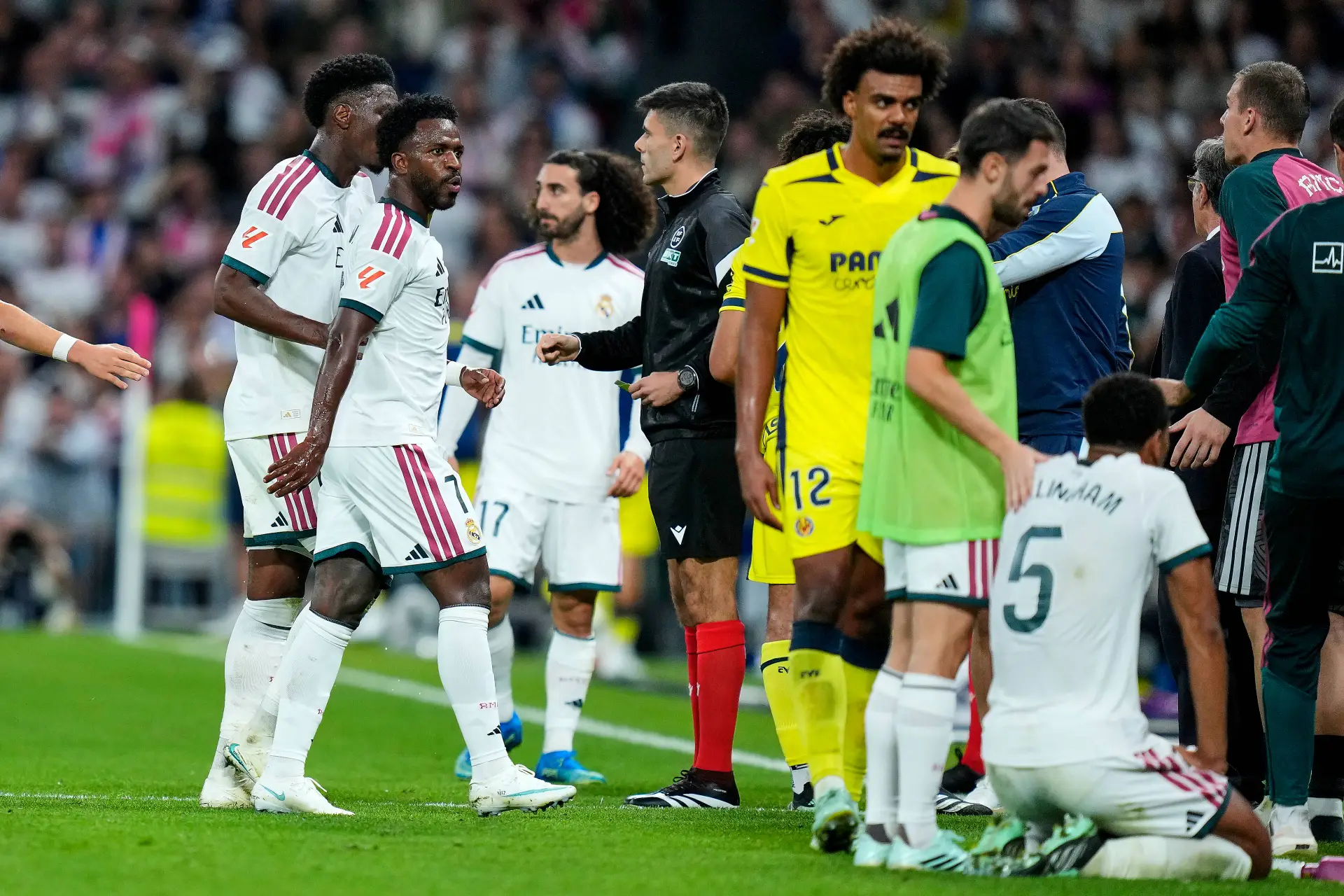 Le Real s'impose, Vinicius fait polémique