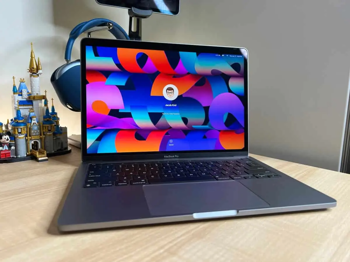 apple 2022 13 inch macbook pro