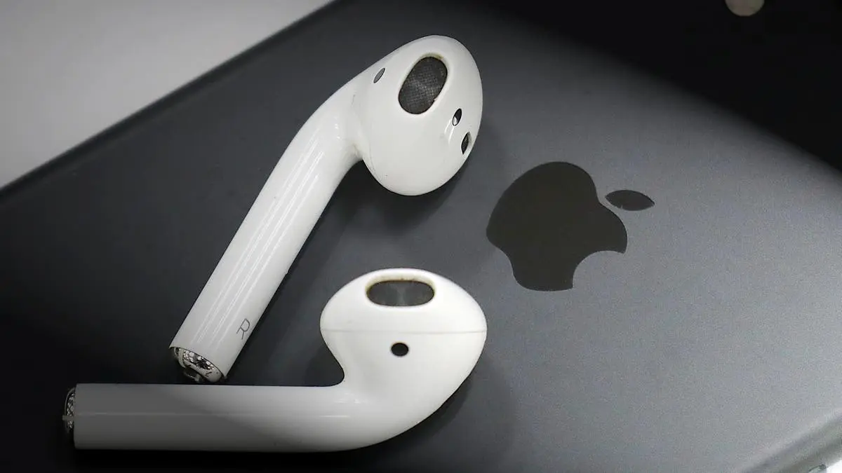 apple airpods