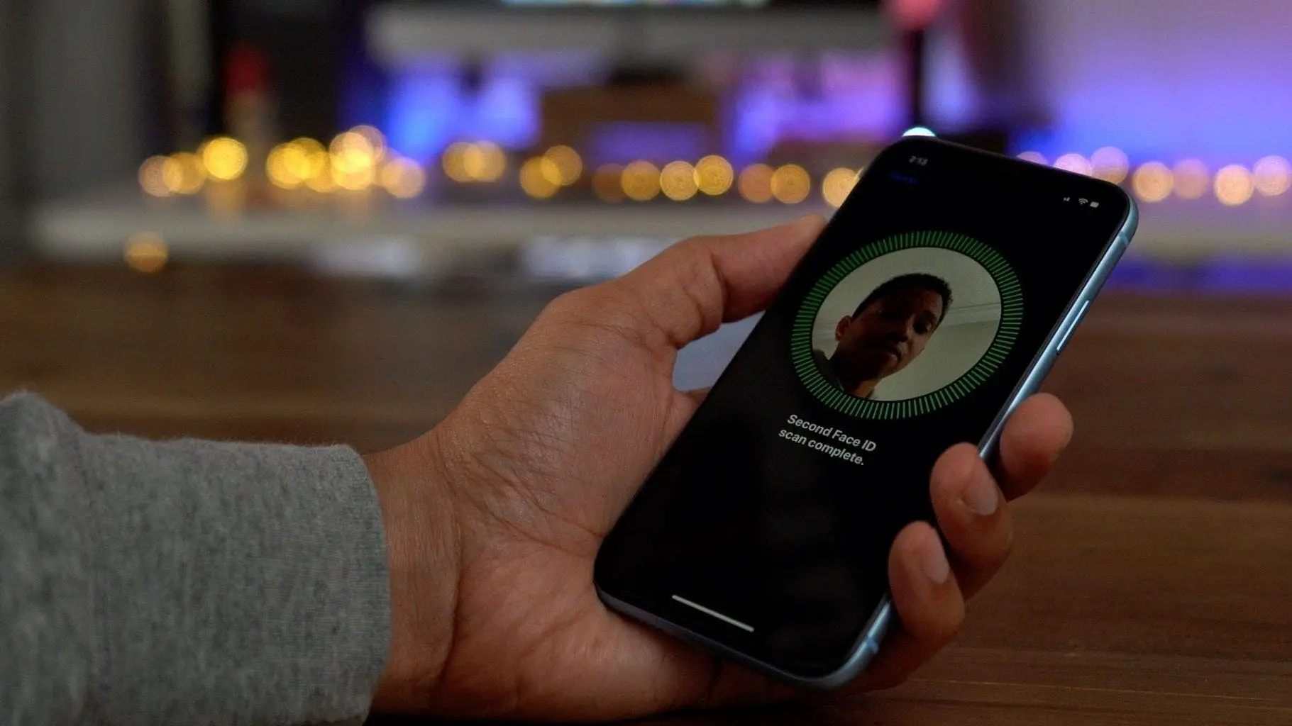 apple face id