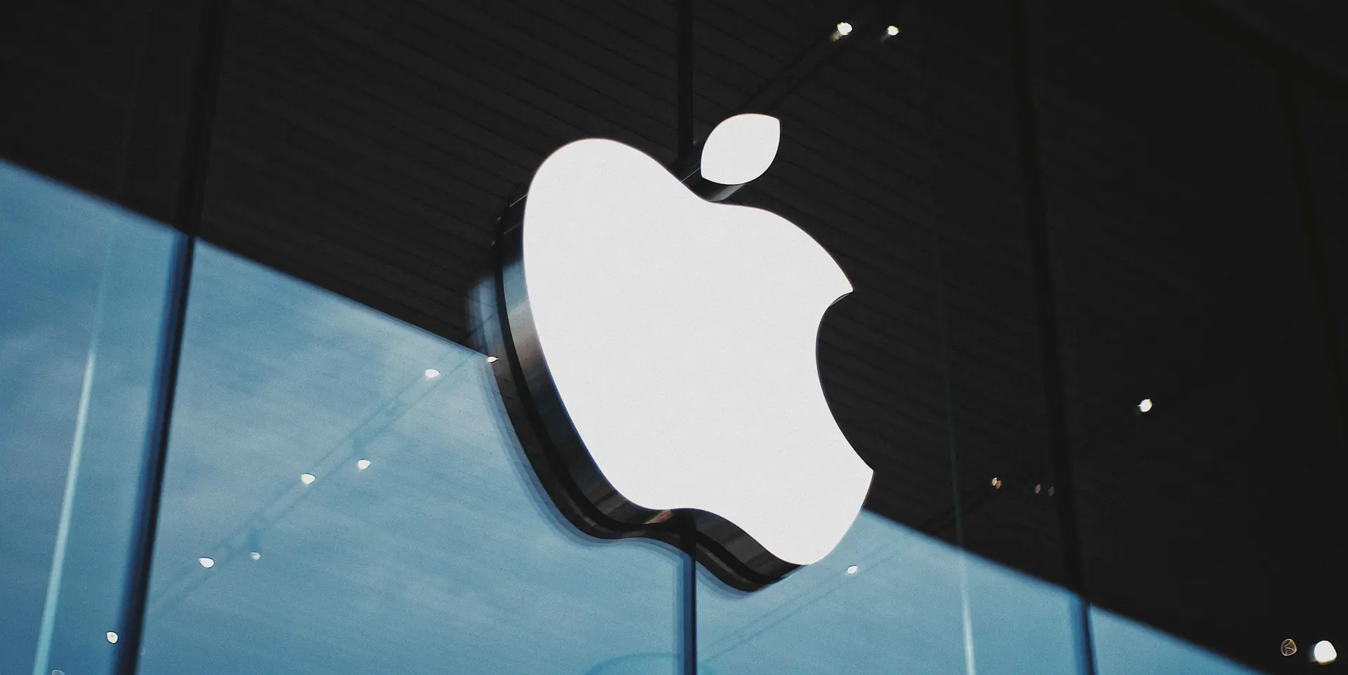 apple sales ftr