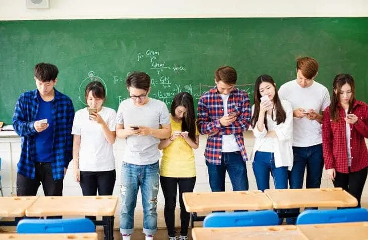 cellphones in class