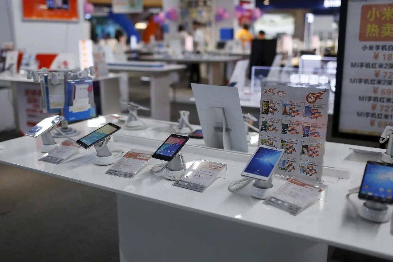 china smartphone shipments report