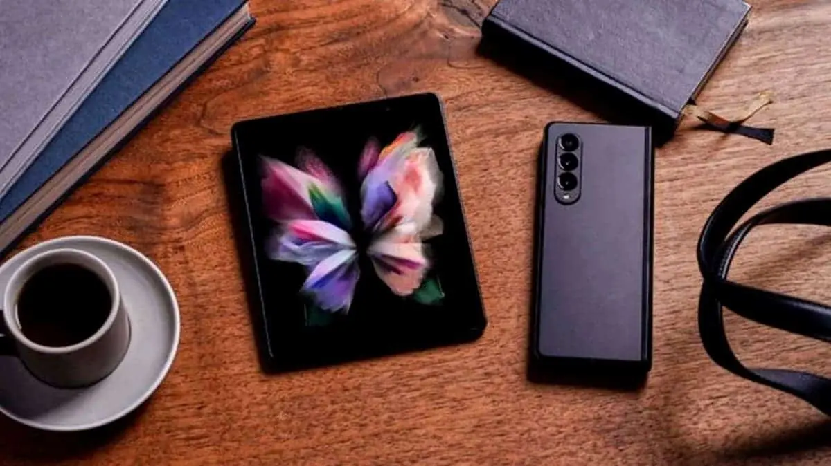 galaxy z fold3 featured