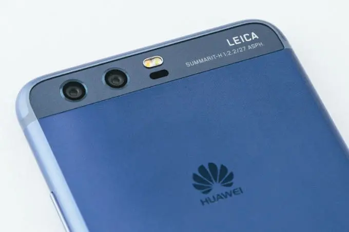 huawei p20 to have a narrow likely bezel less 1879 screen