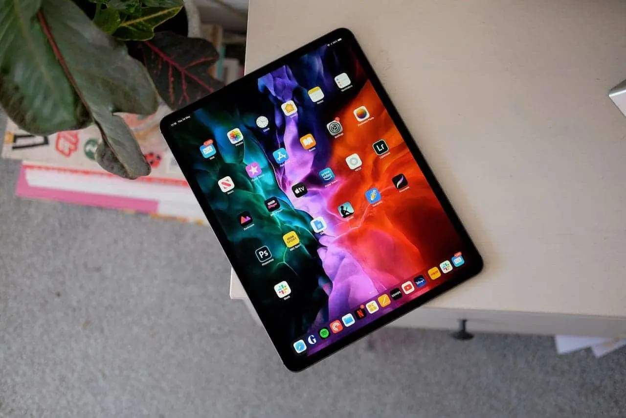 imac 2021 and ipad pro 2021