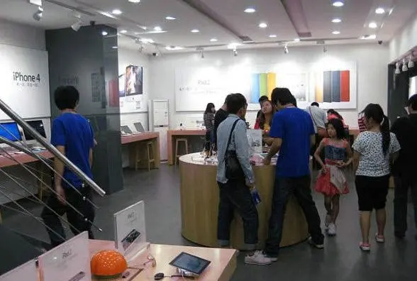 inside of fake apple store china