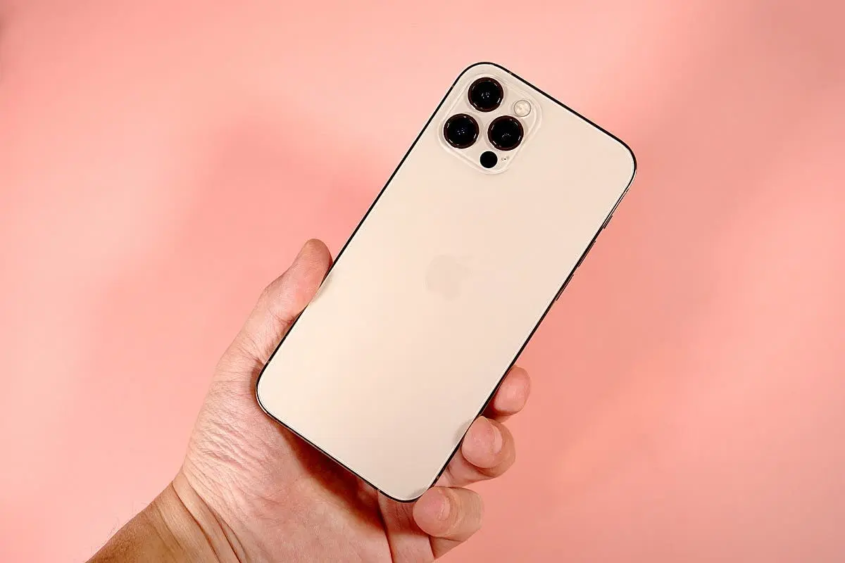 iphone 12 pro 2