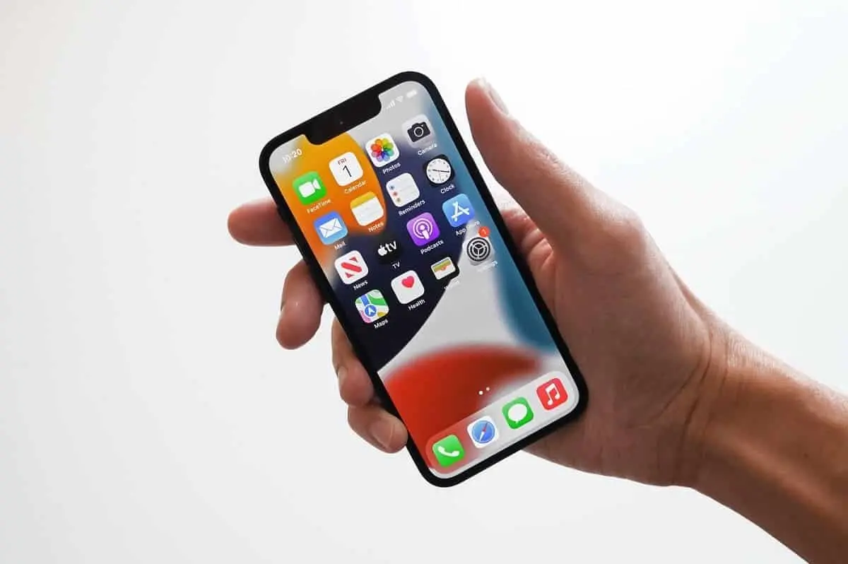 iphone 13 ios 15
