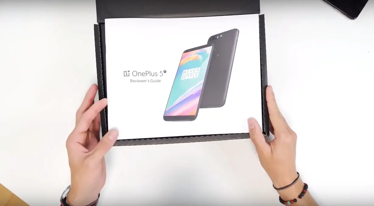 oneplus 5t unboxing leak