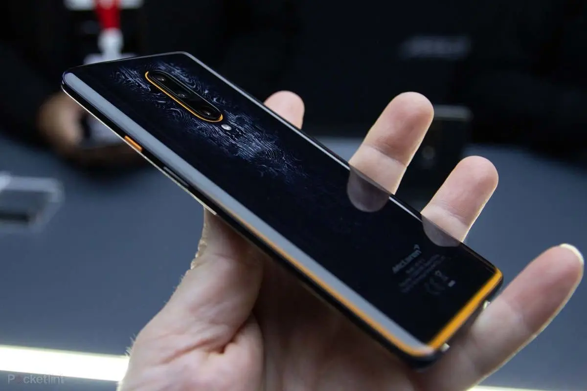 oneplus 7t pro 5g mclaren a