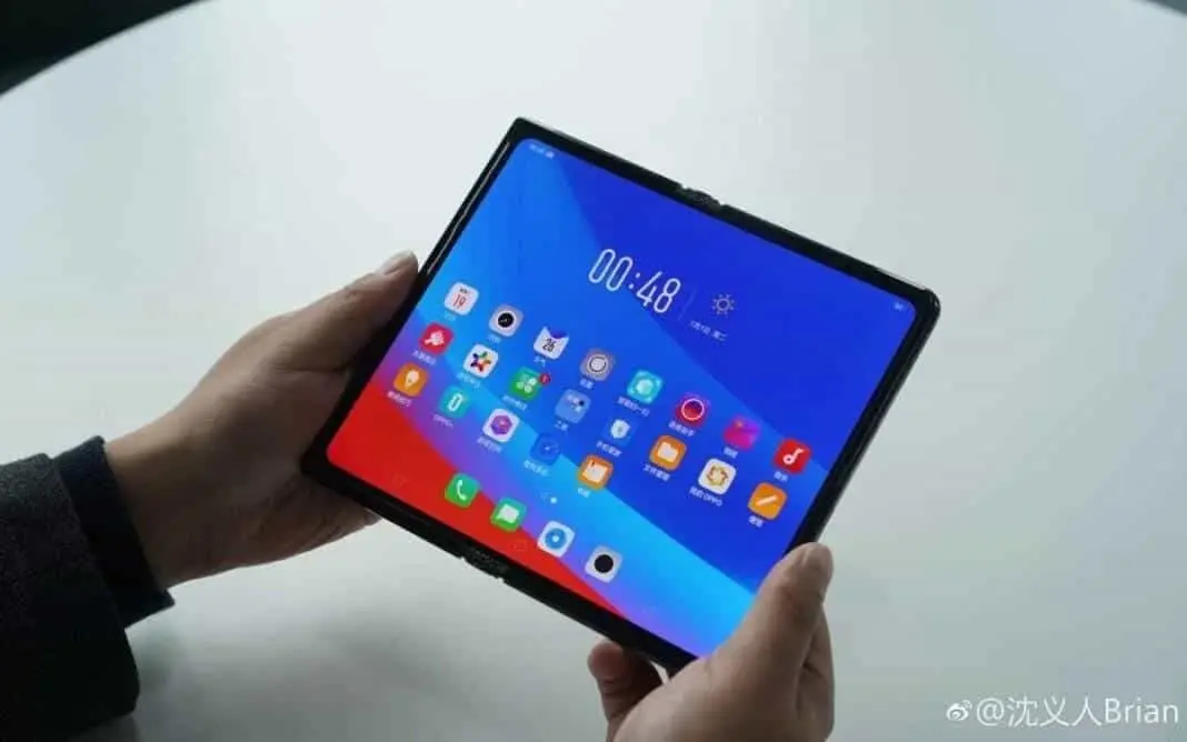 oppo foldable phone image