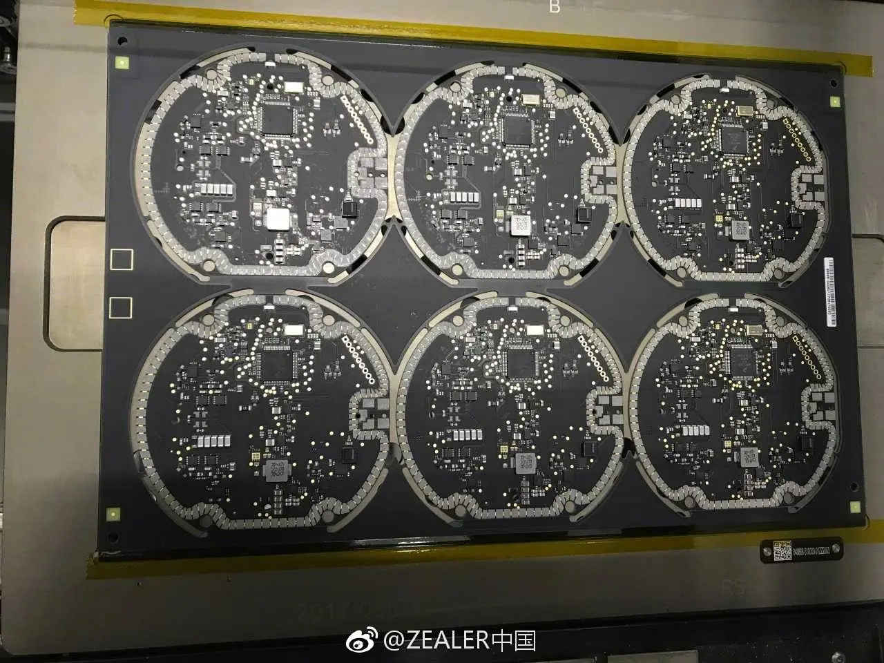 supposed apple wireless charging pads