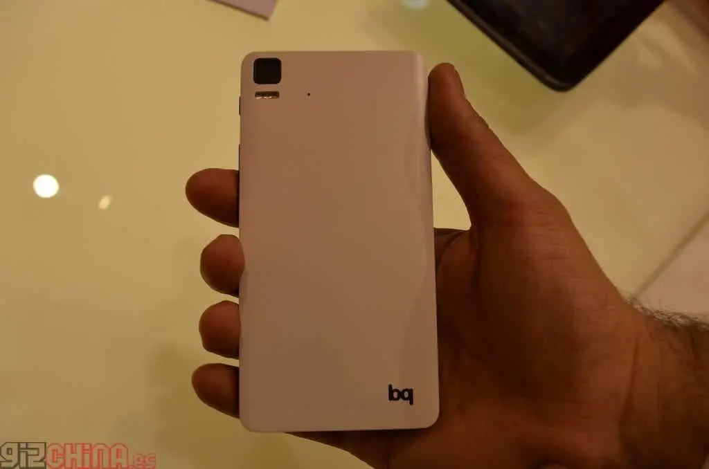ubuntu bq phone mwc