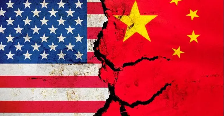 usa and china flags
