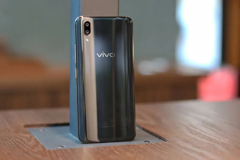 vivo x21 ud black and gold 2