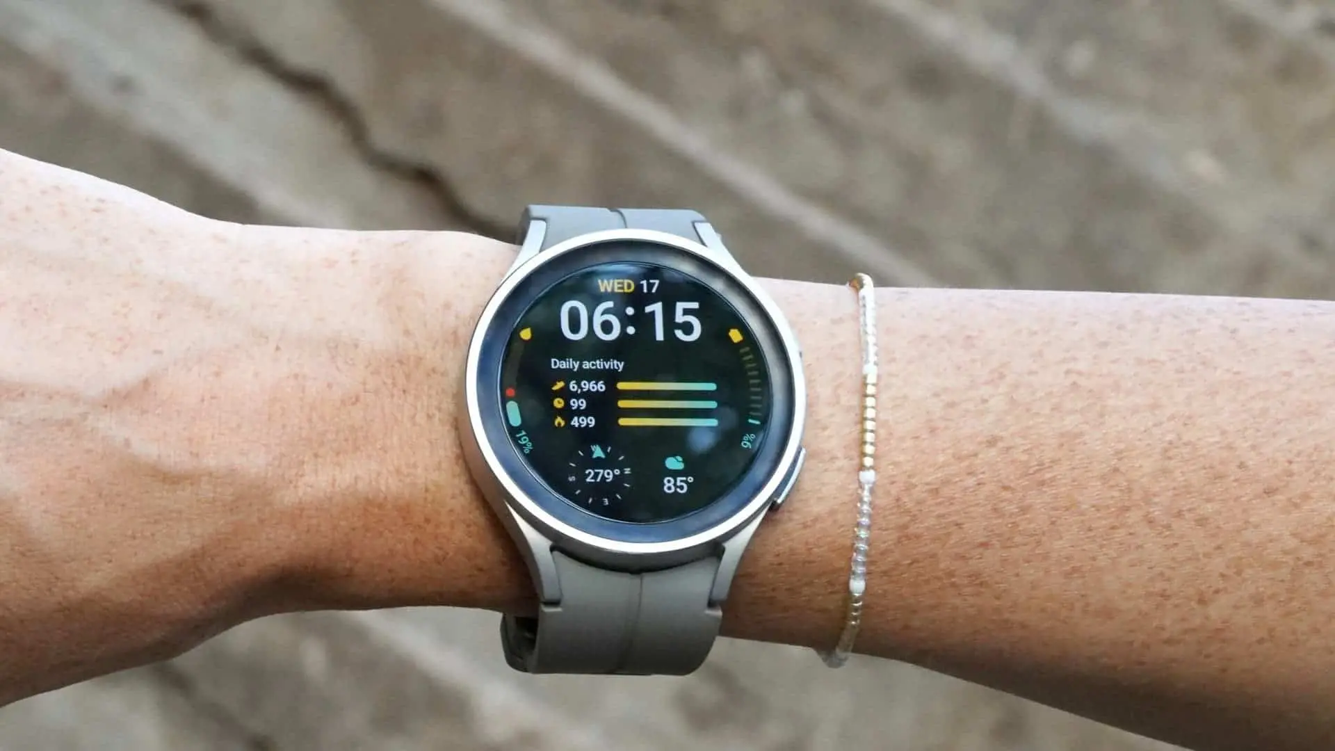 watch 5 ihrn