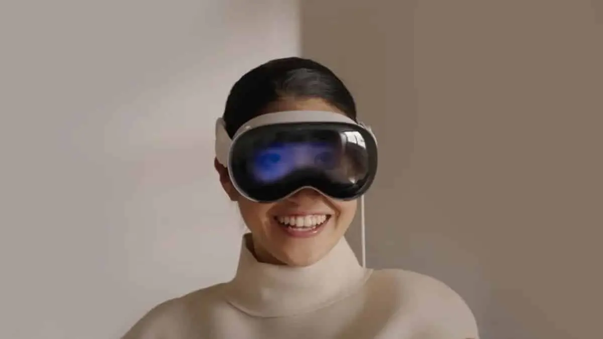 wwdc 2023 060523 27 creepy vision eyes apple pro vision
