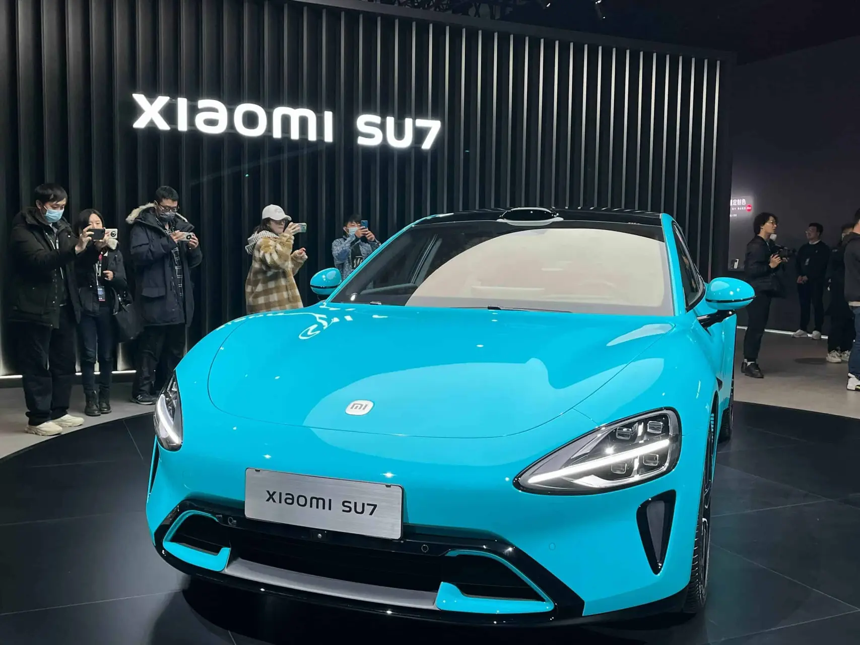 xiaomi su7 a scaled