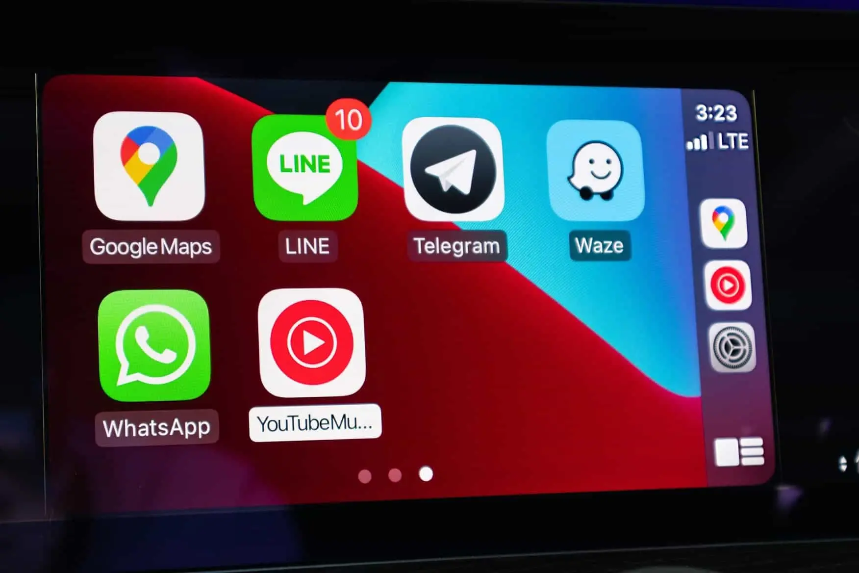 100 apple carplay cover