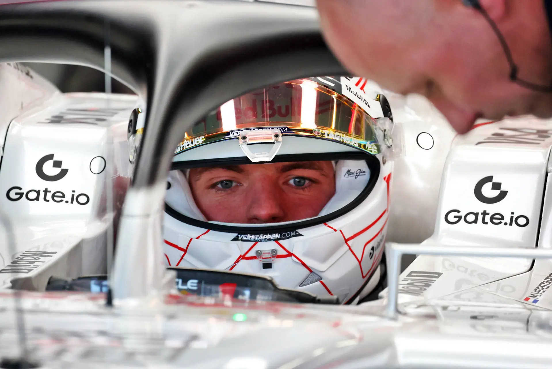 verstappen tijdens vt1 japan