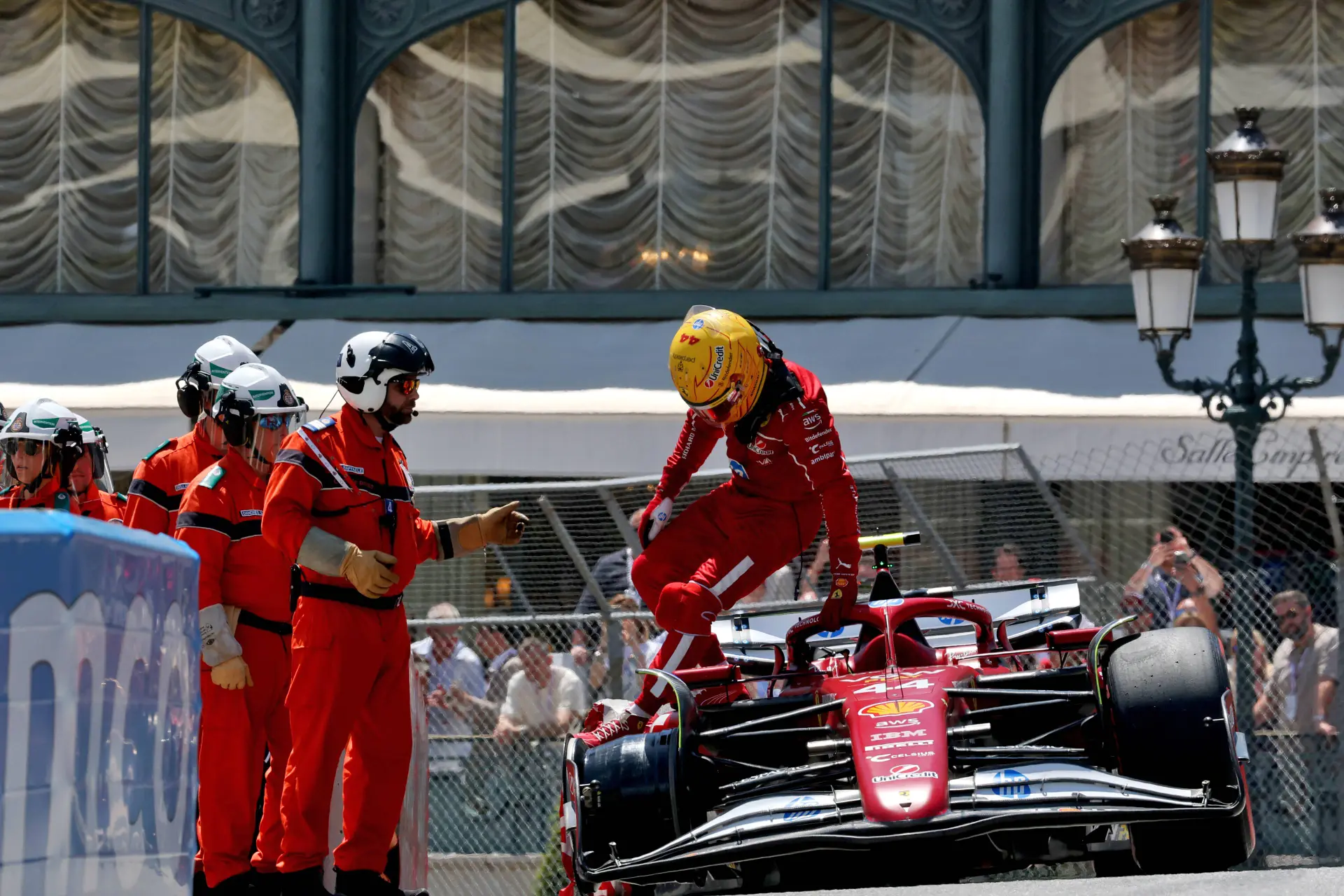 Formula 1 World Championship 2025, Round 8, Monaco Grand Prix, Circuit de Monaco, Monte Carlo, Monaco, Saturday 24 May 2025 - Lewis Hamilton (GBR) Ferrari SF-25 crashed in the third practice session.