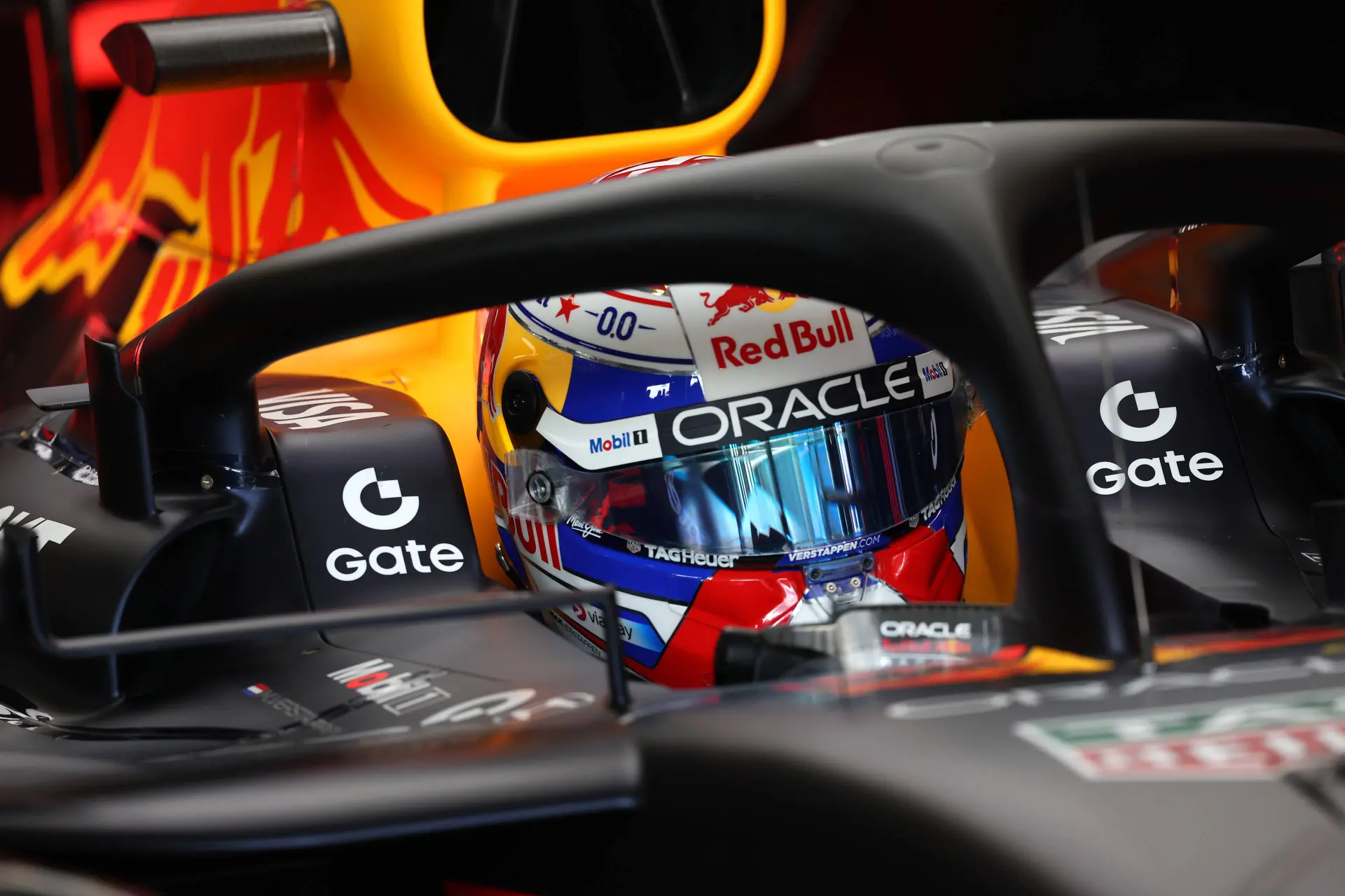 max verstappen baku f1.