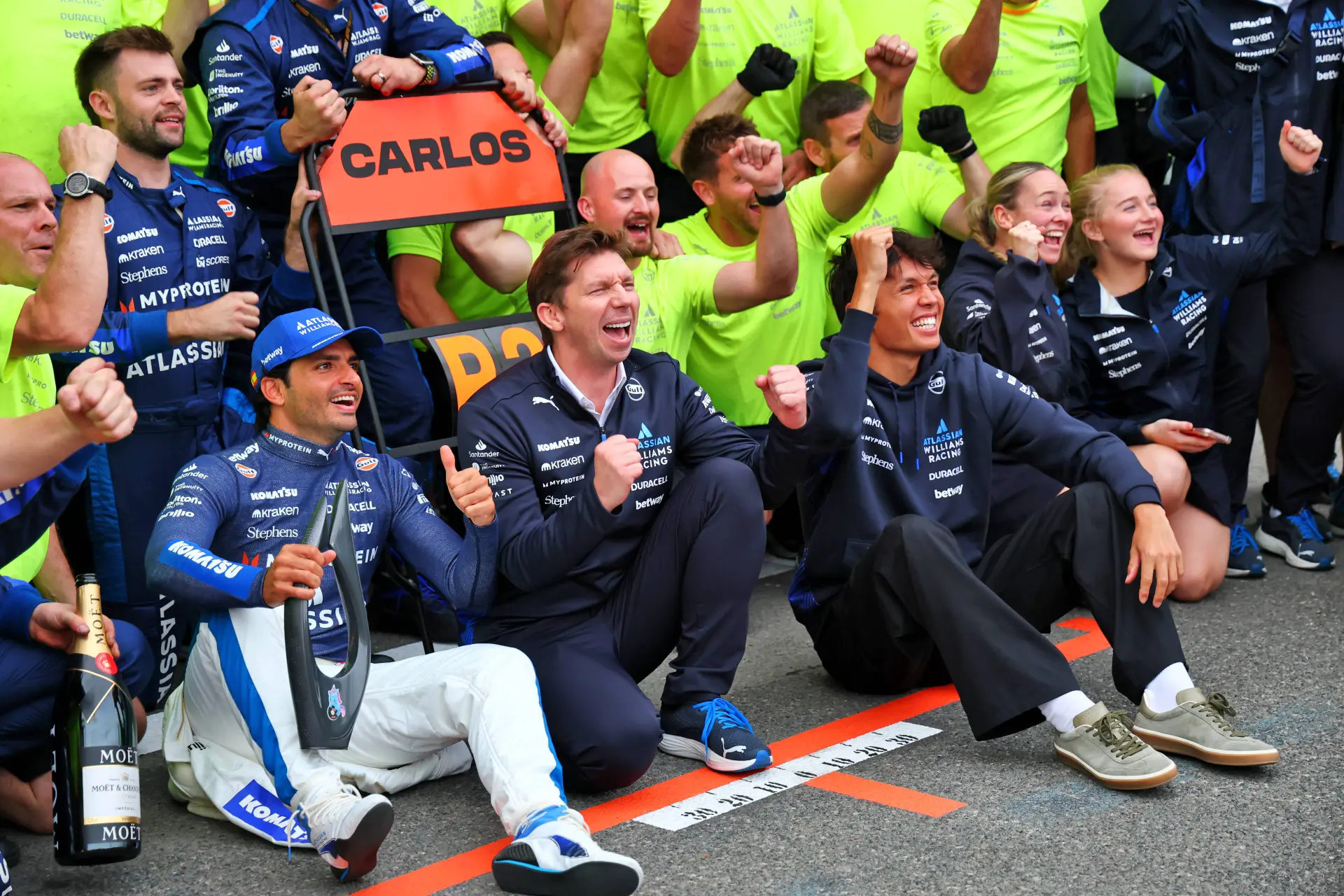 williams-celebrates-f1-baku-gp