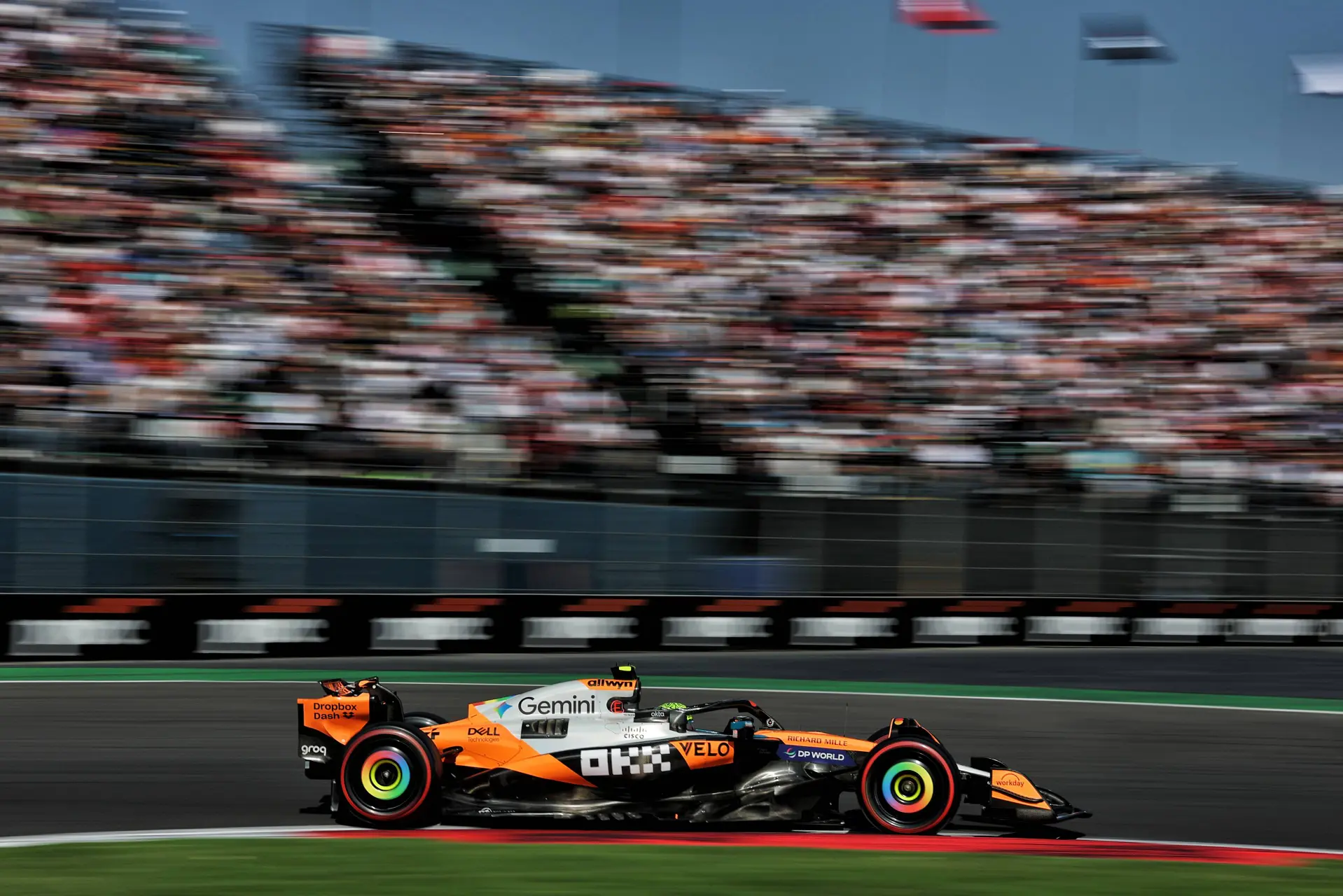 lando-norris-mcalren