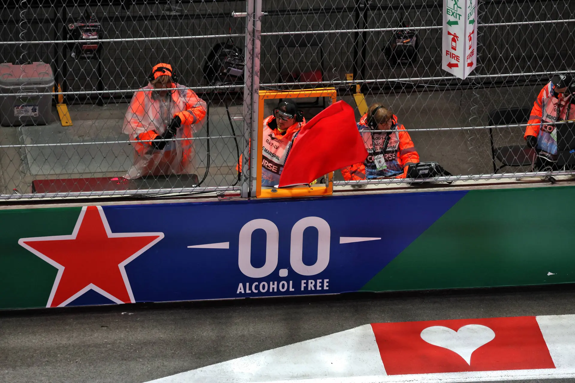 fia-las-vegas-red-flag-jpg