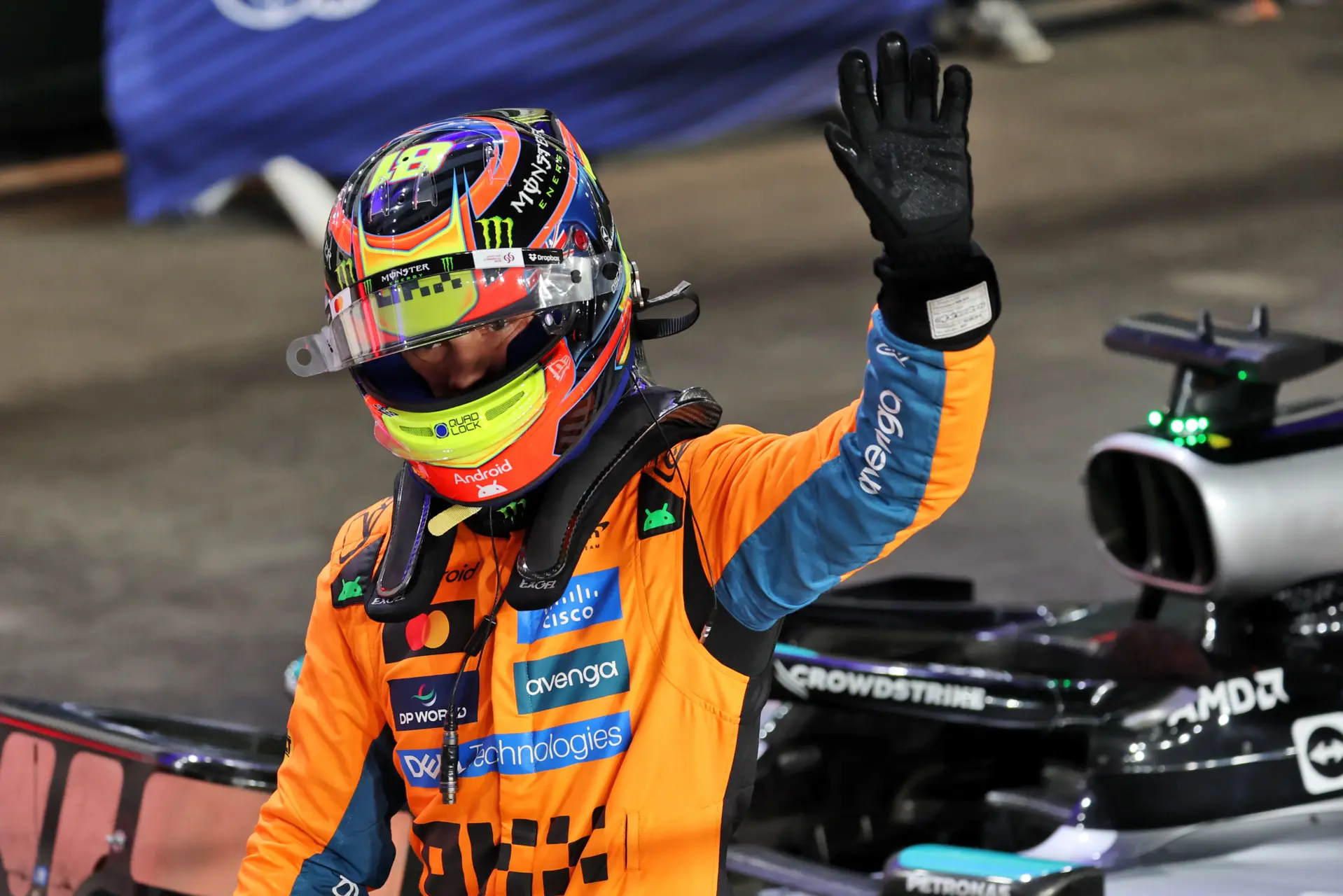 Piastri-celebrates-sprint-pole.jpg