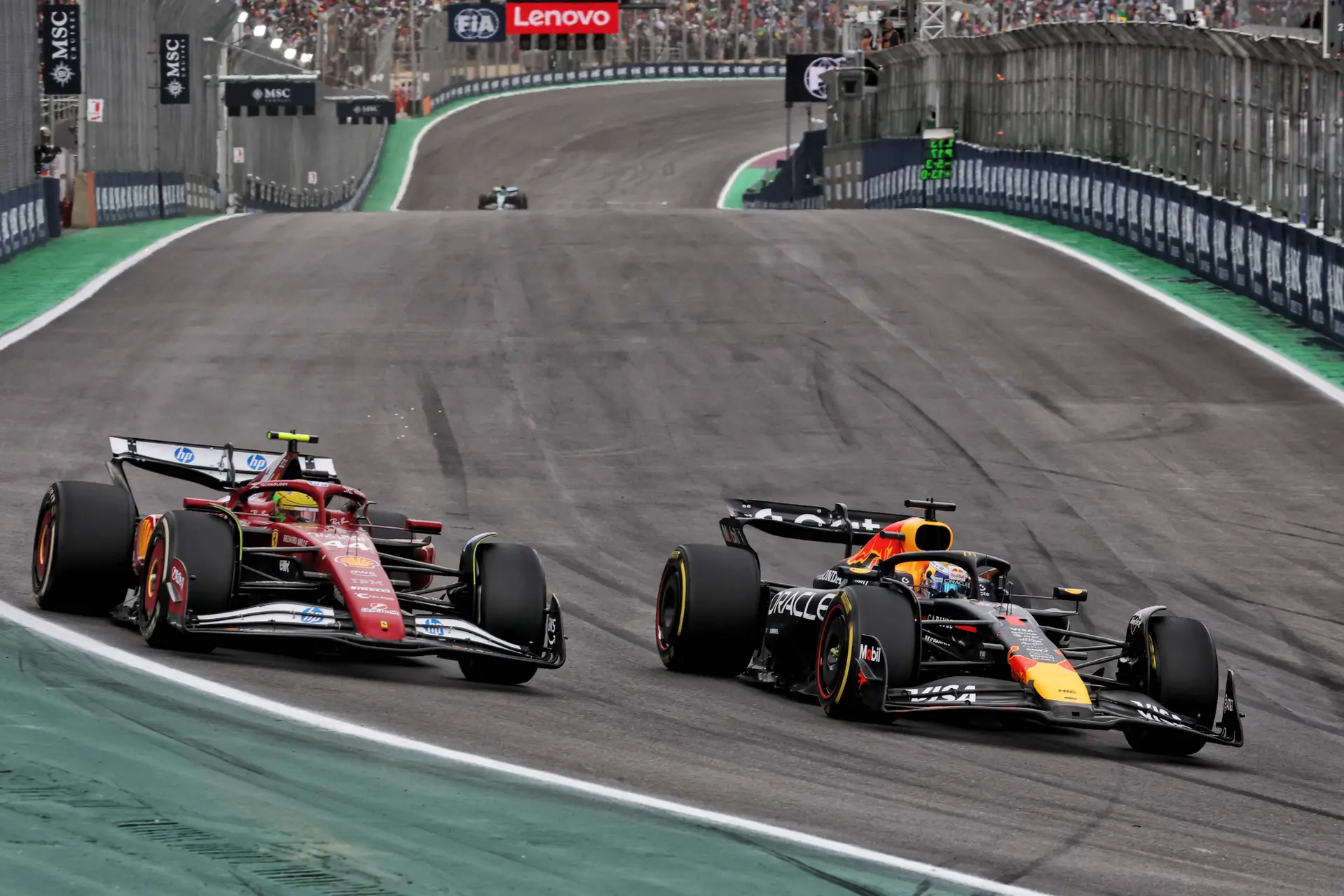 lewis-hamilton-max-verstappen-brazil