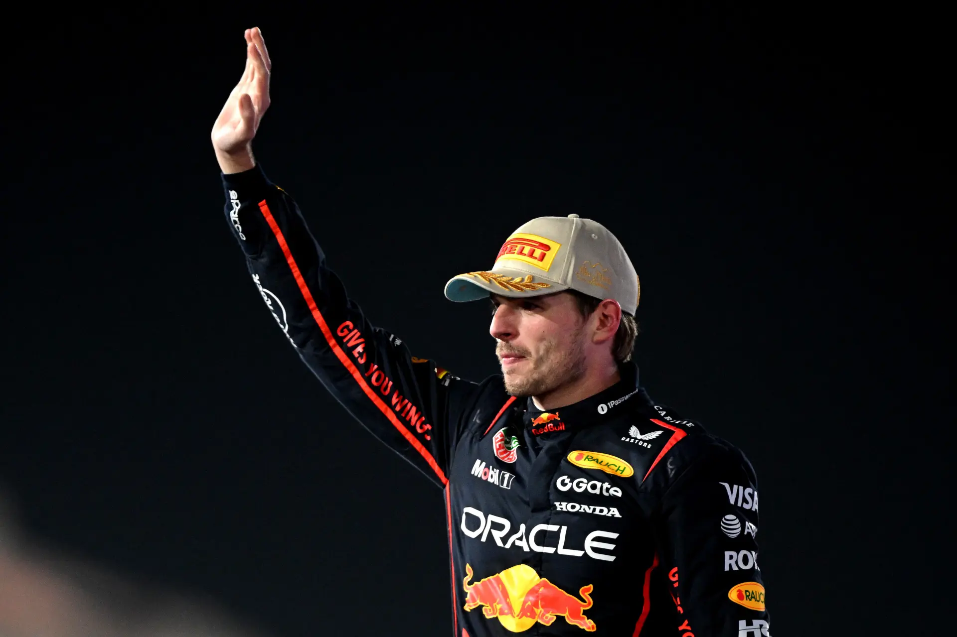 verstappen-podium-abu-dhabi-red-bull-jpg