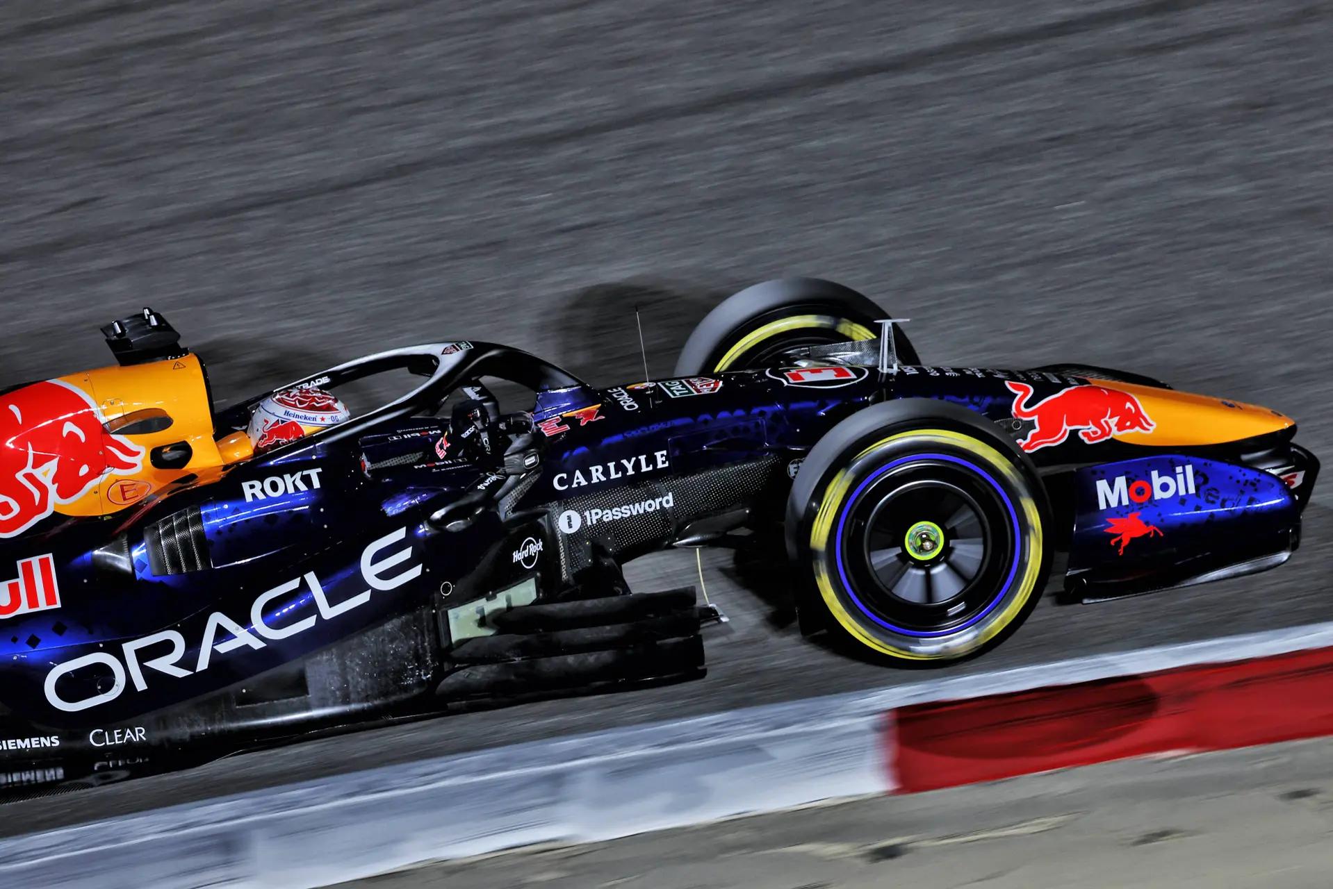 max-verstappen-red-bull