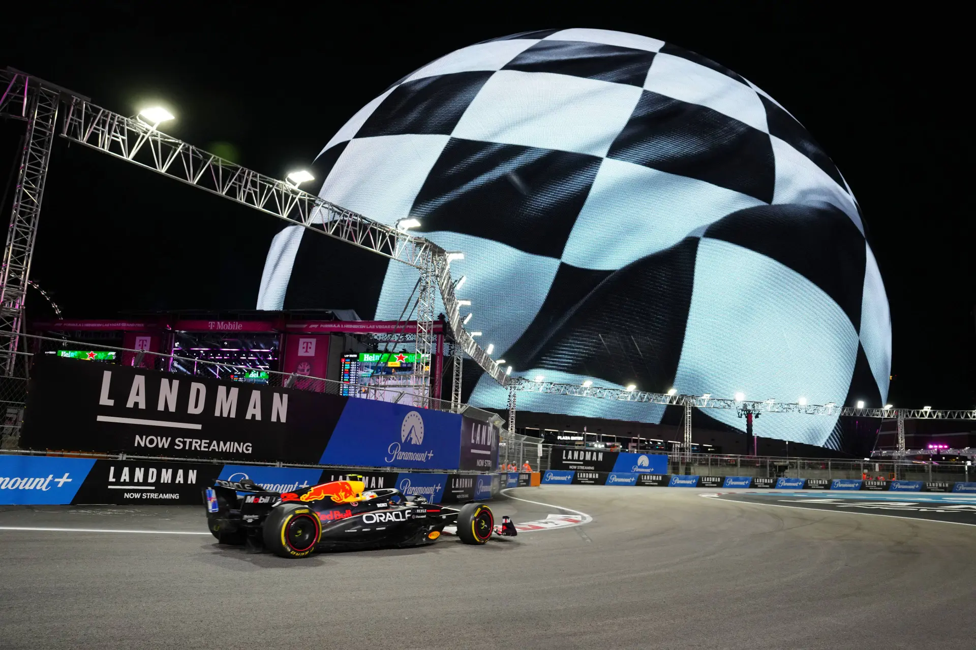 LVGP 2025_Max Verstappen_Sphere_Checkered Flag_Credit Las Vegas Grand Prix