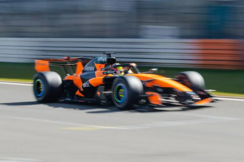 piastri-nurburgring-test-2026