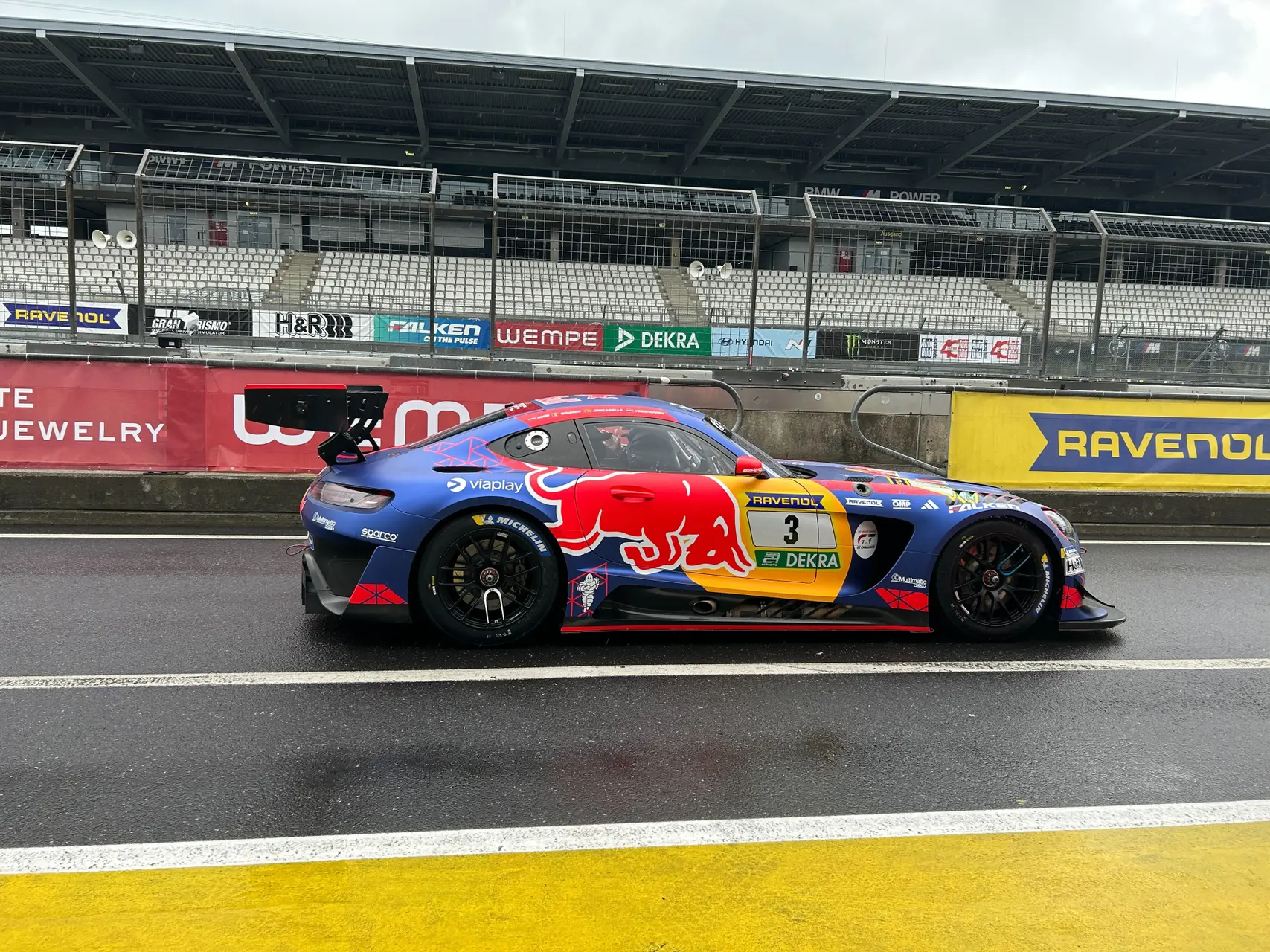 verstappen-nurburgring-redbull-jpg