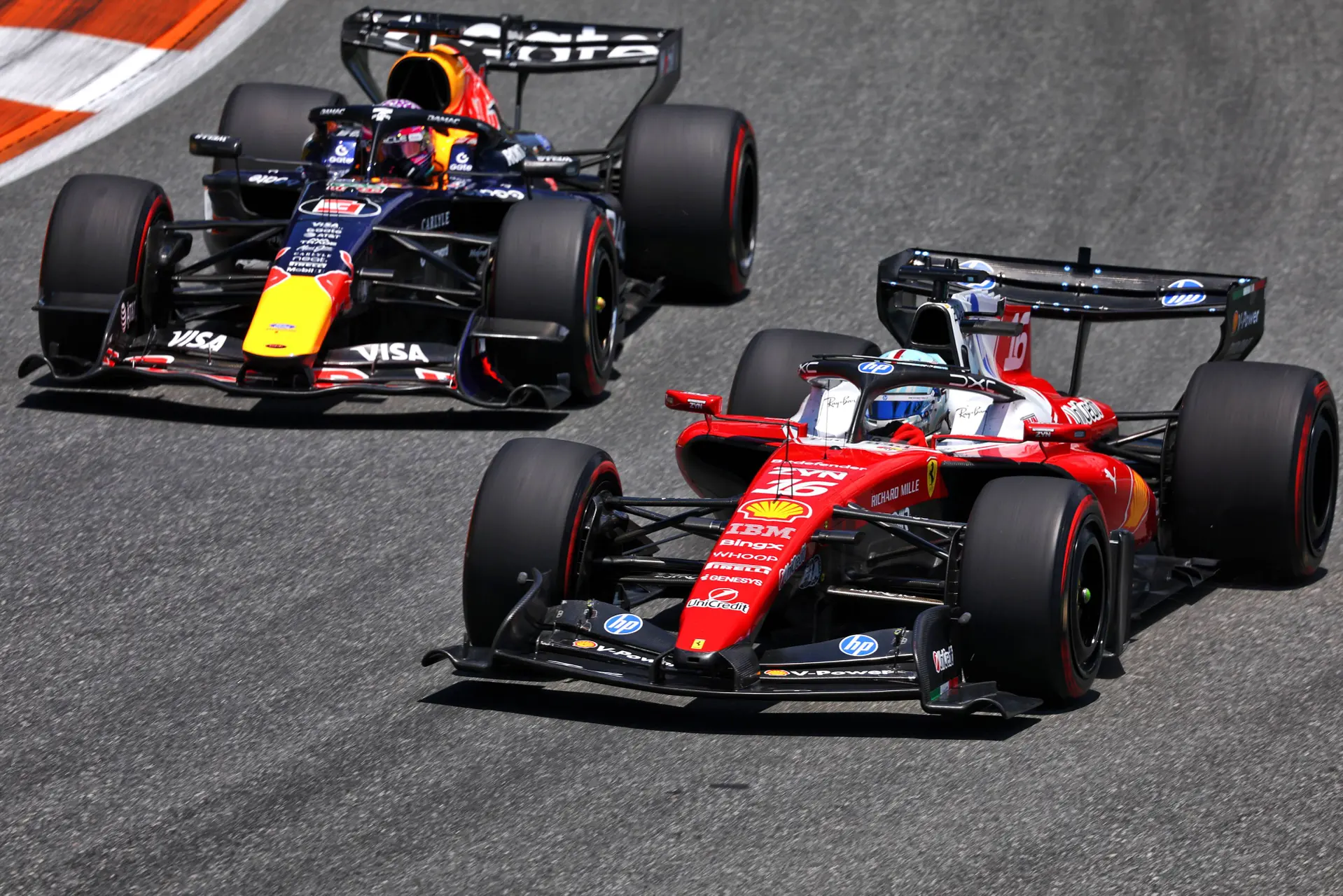 max-verstappen-charles-leclerc-vrijdag-miami