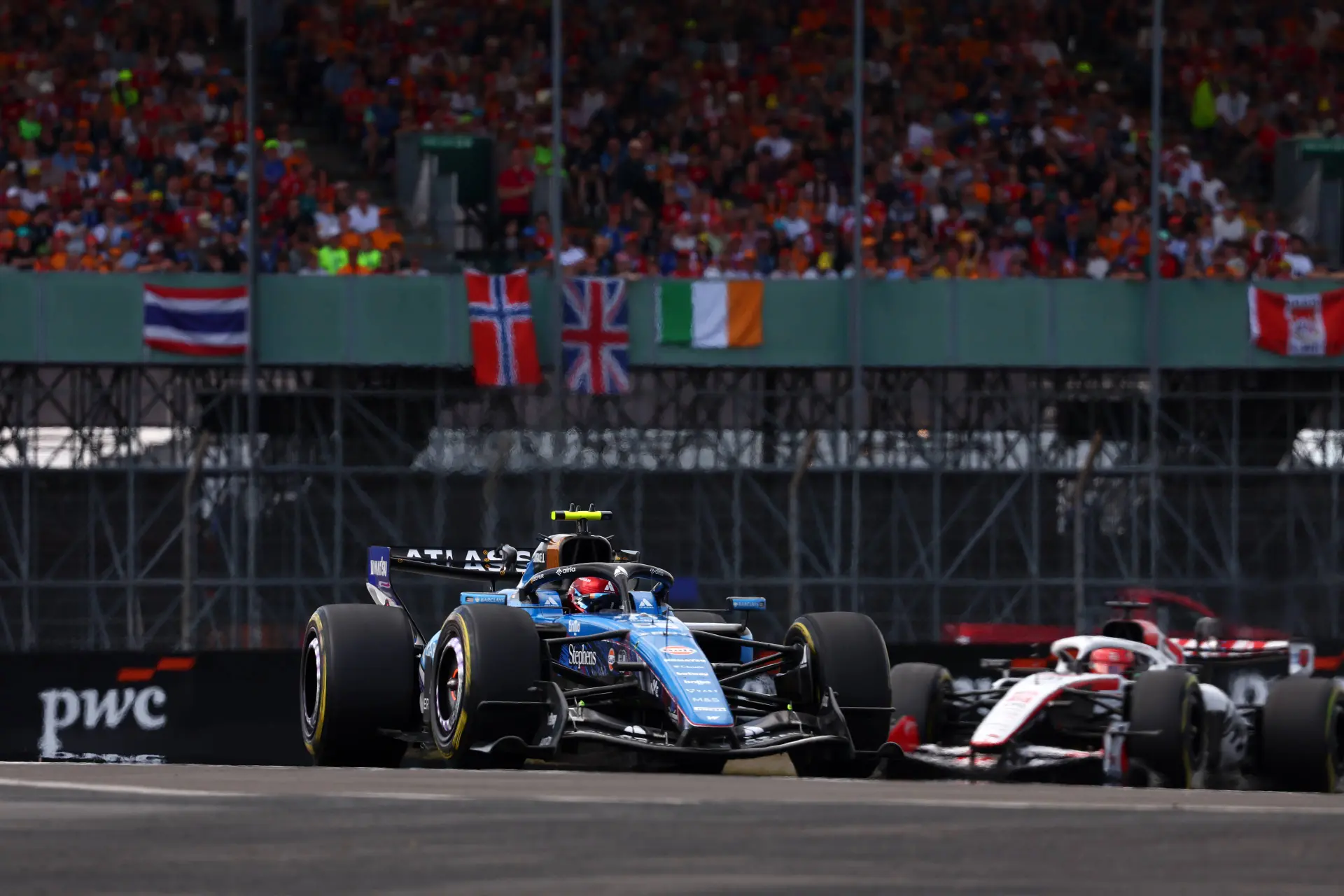 carlos-sainz-silverstone.jpg.