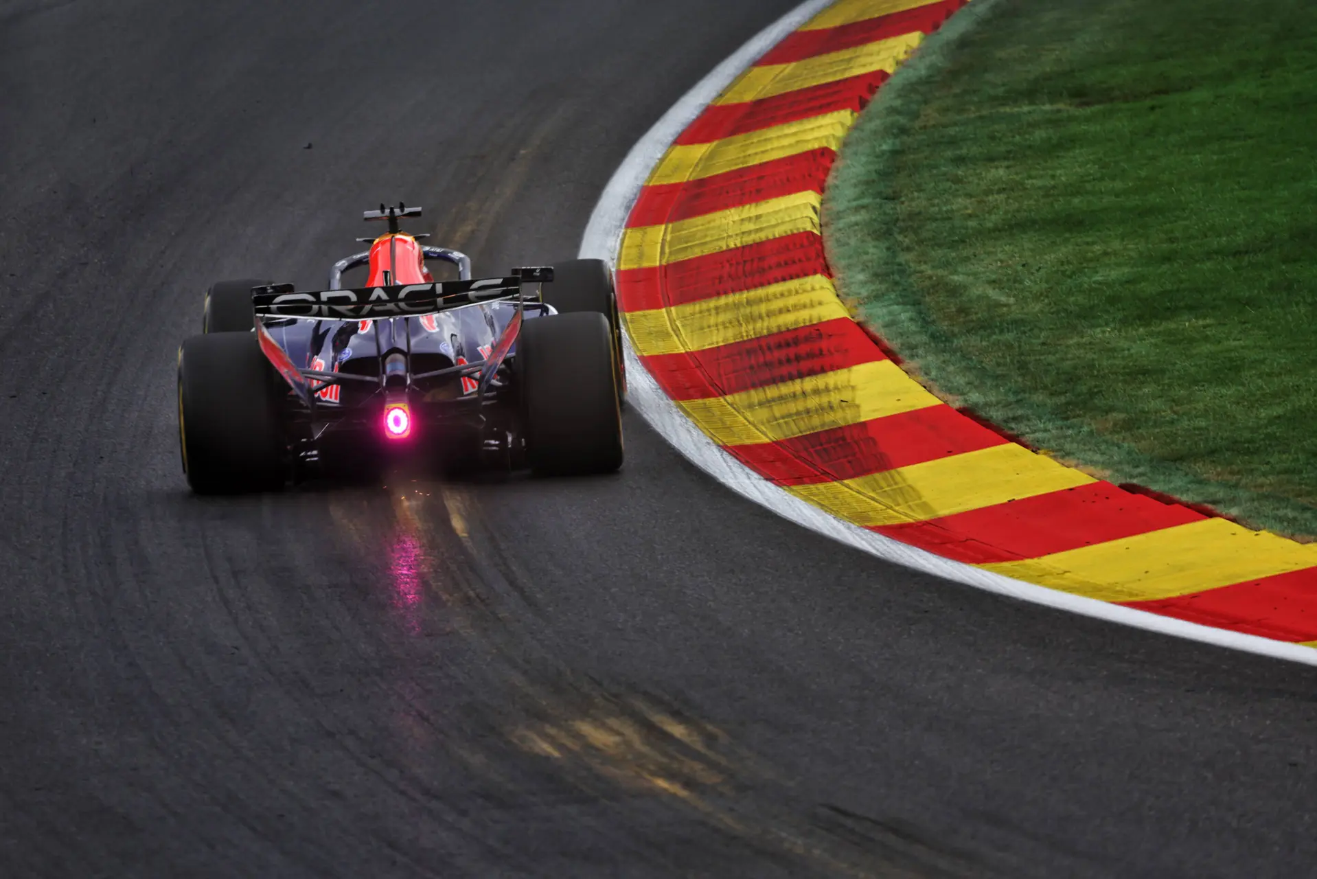 max-verstappen-rb22-belgie