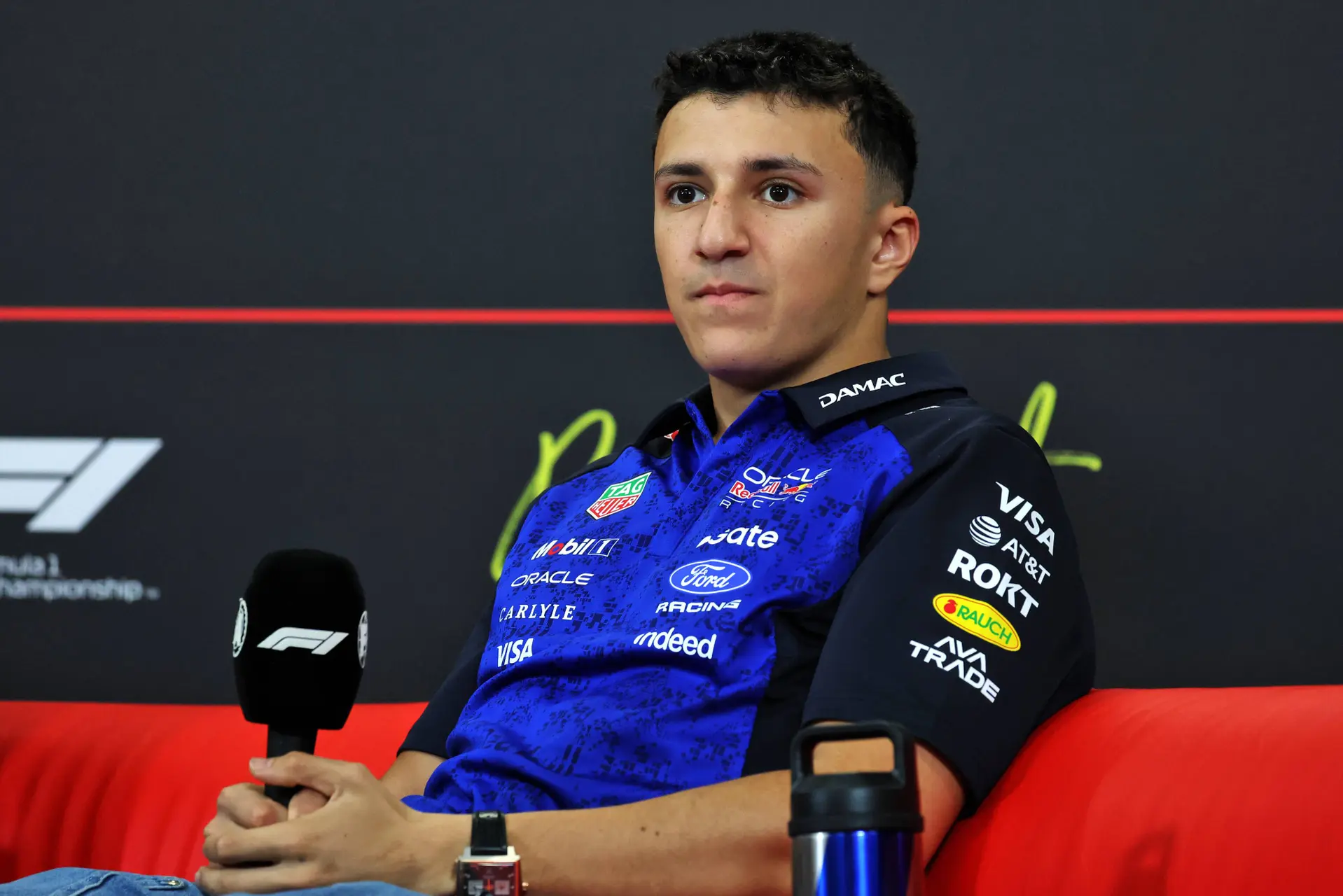 isack-hadjar-red-bull-racing-hongarije-persco