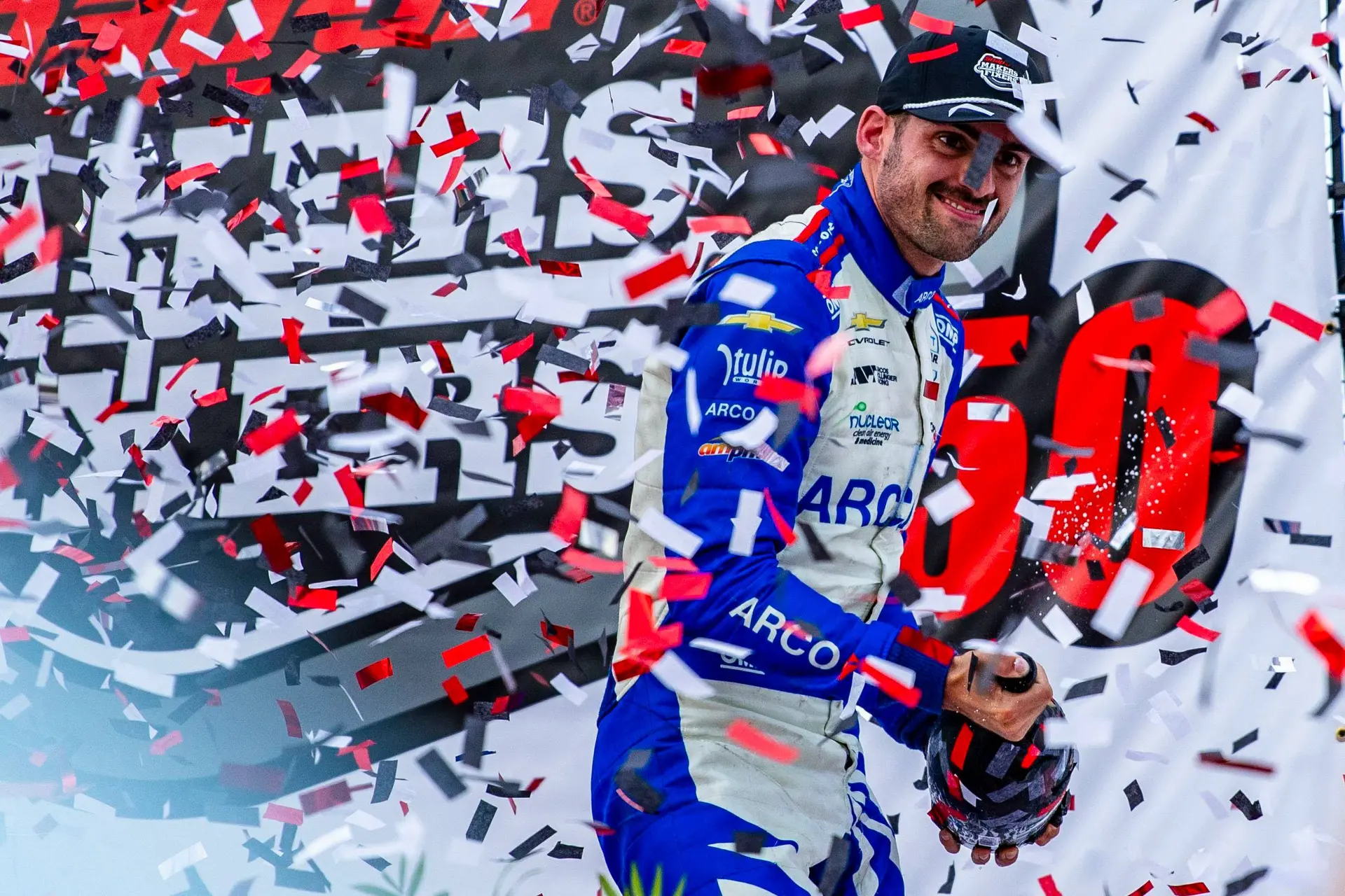 veekay-podium-milwaukee-mile