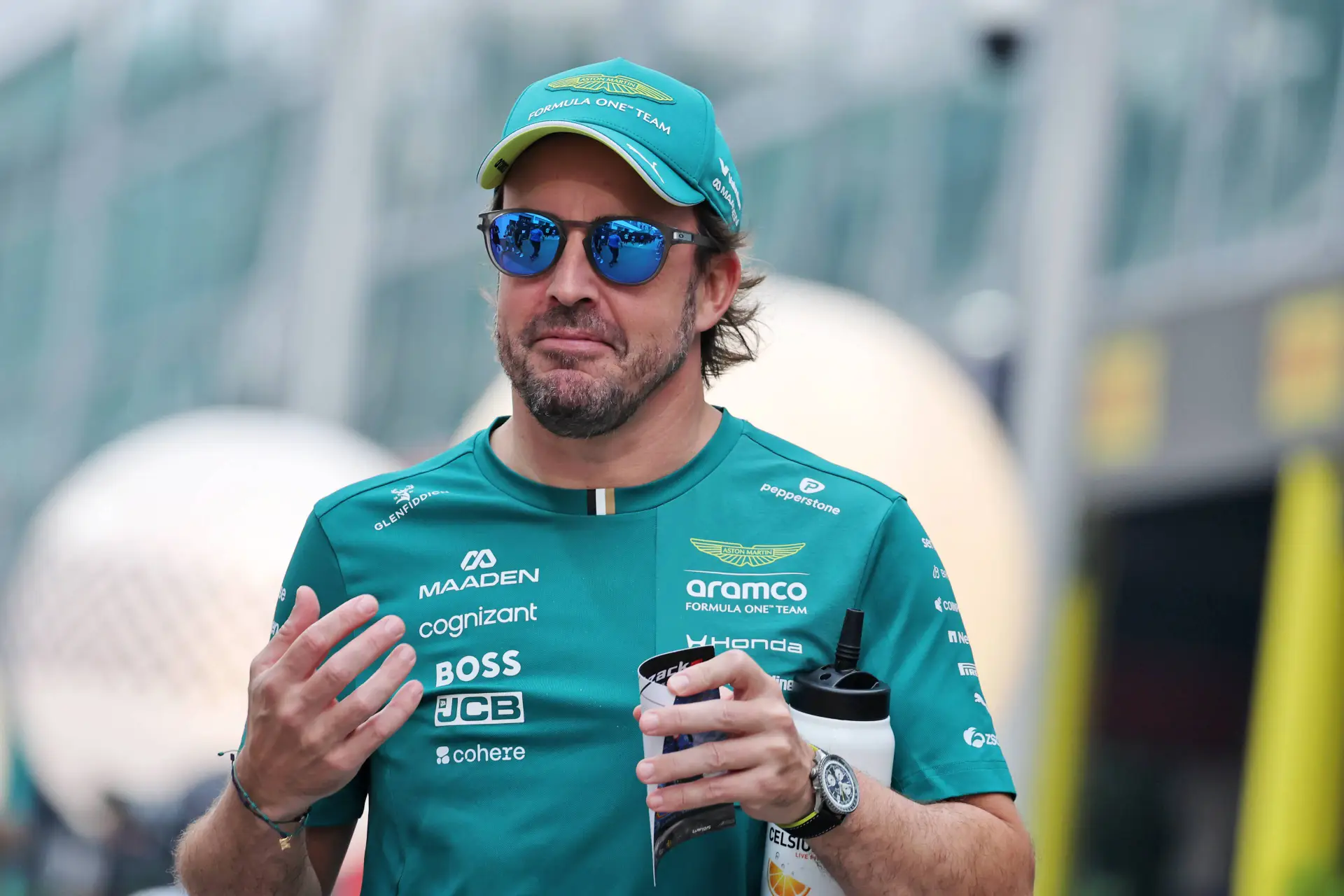 fernando-alonso-aston-martin-singapore