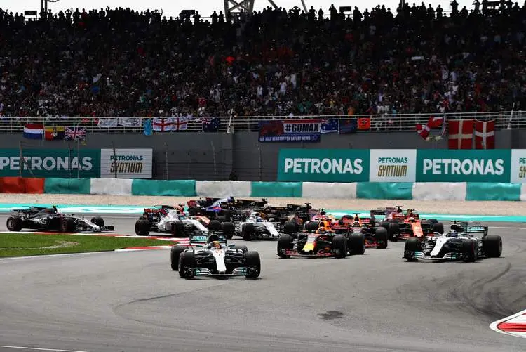 2017 malaysian grand prix race photos 078